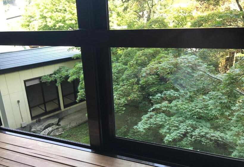 חדר סטנדרט, Kazen No Sho