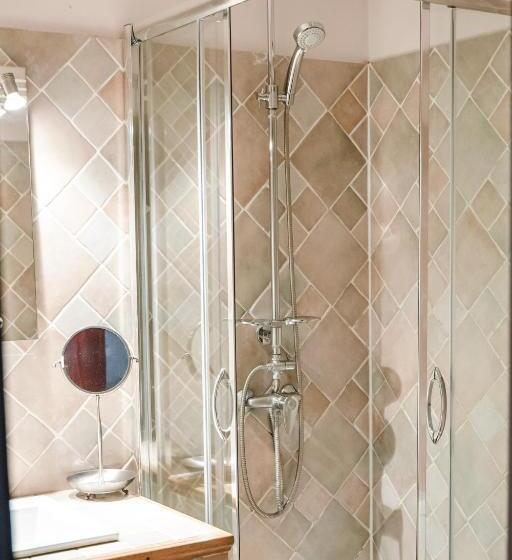 غرفة عائلية, Domaine De Pelican