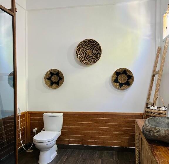 اتاق خانوادگی با چشمانداز دریا, Iru Maldives