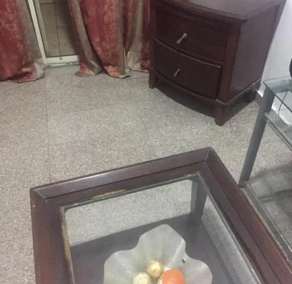 سوییت, Christine Apartment Hotel Ltd
