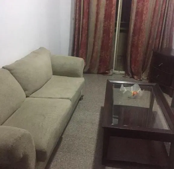 سوییت, Christine Apartment Hotel Ltd