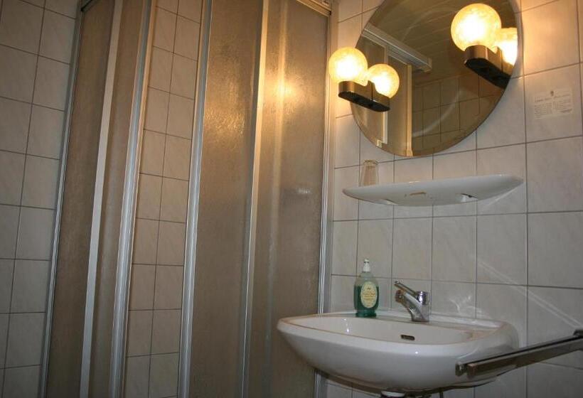 スタンダードシングルルーム, Gasthaus & Hotel Zur Linde