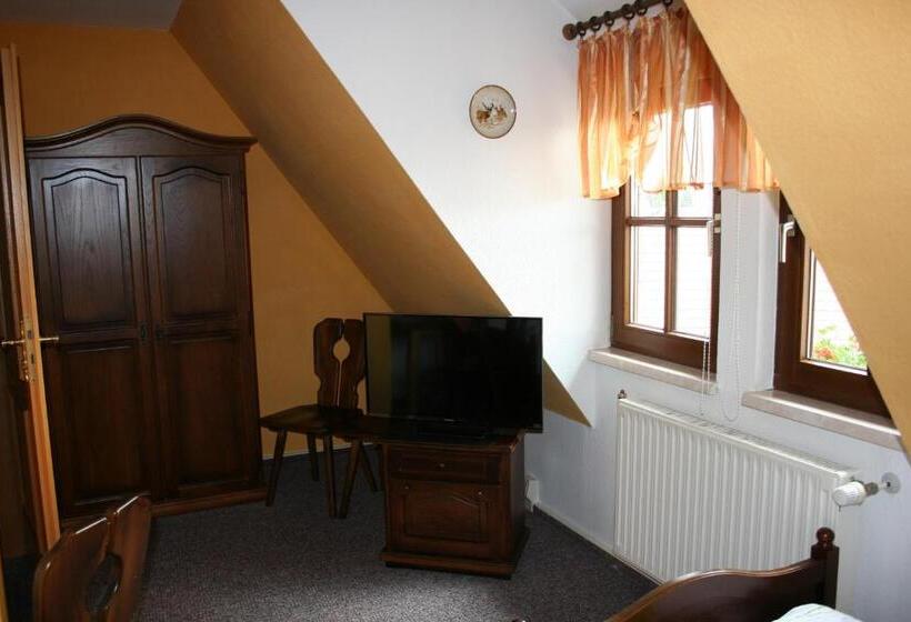 デラックスファミリールーム, Gasthaus & Hotel Zur Linde