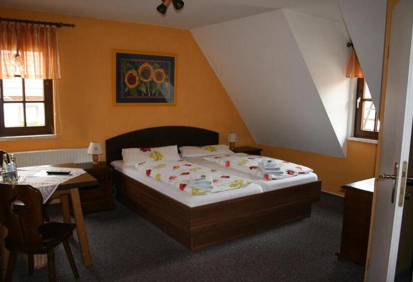 デラックスファミリールーム, Gasthaus & Hotel Zur Linde