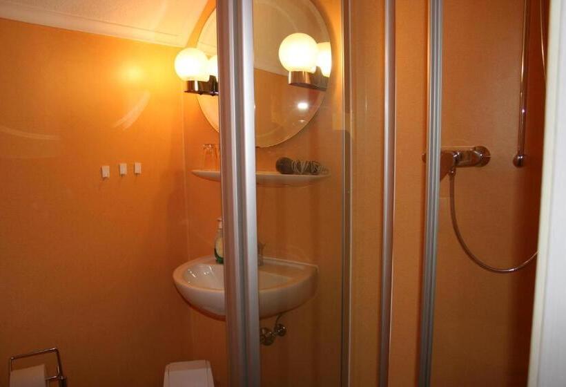 デラックスファミリールーム, Gasthaus & Hotel Zur Linde