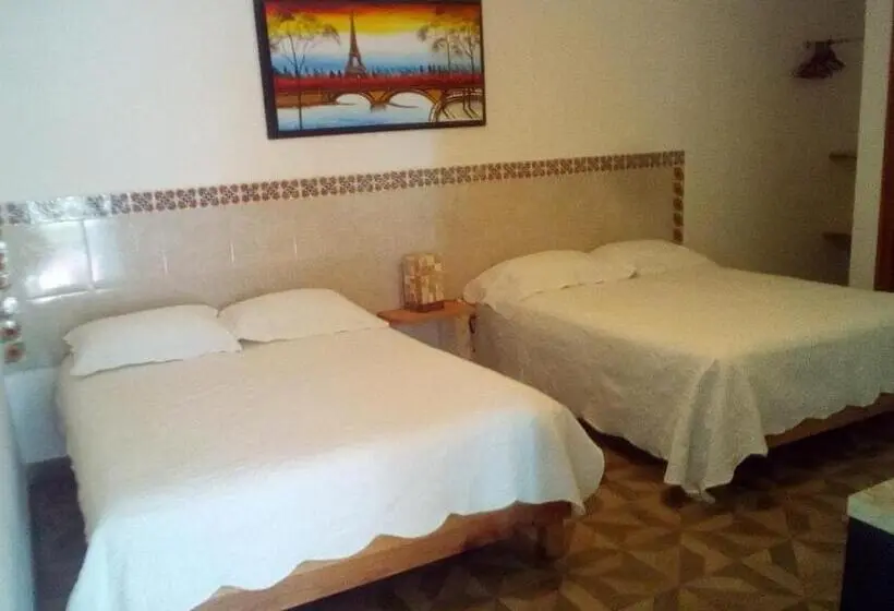 スタンダード４人部屋, Hacienda San Miguel