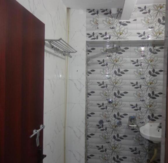 スーペリアールーム, Luxmi