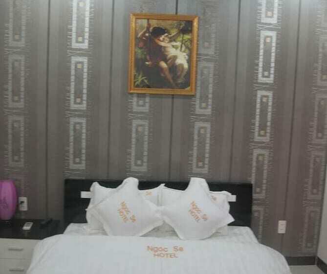 اتاق استاندارد, Ngoc Se