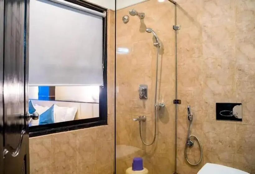 Standard-huone King-vuode, Staynest Gangtok 300 Mtr From Mall Road