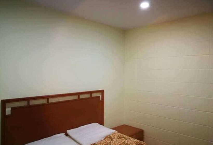 标准间, Motel Chez Nous