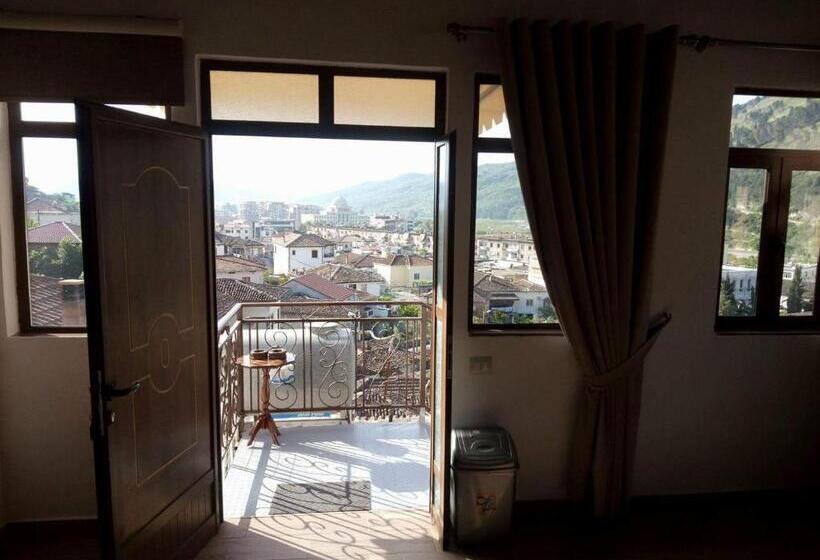 اتاق استاندارد سه نفره, B&bsheshalliu