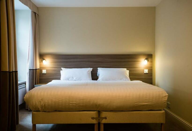 高级大房间, The Coffee House