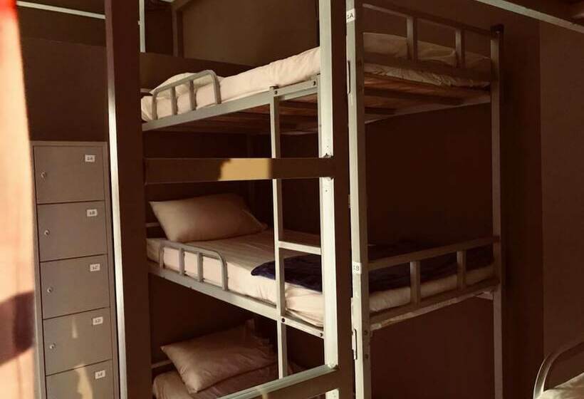تختخواب در اتاق مشترک, Indie Hostel Singapore