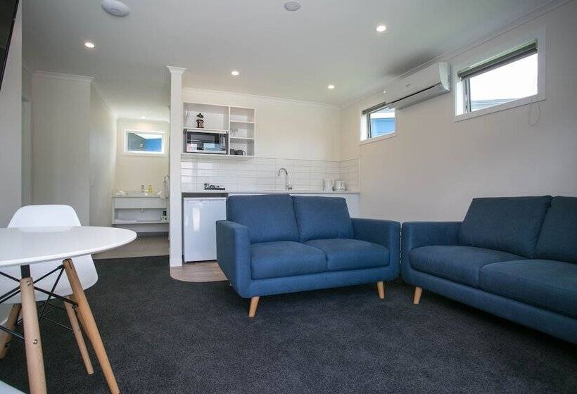 آپارتمان 2 خوابه, Podium Lodge