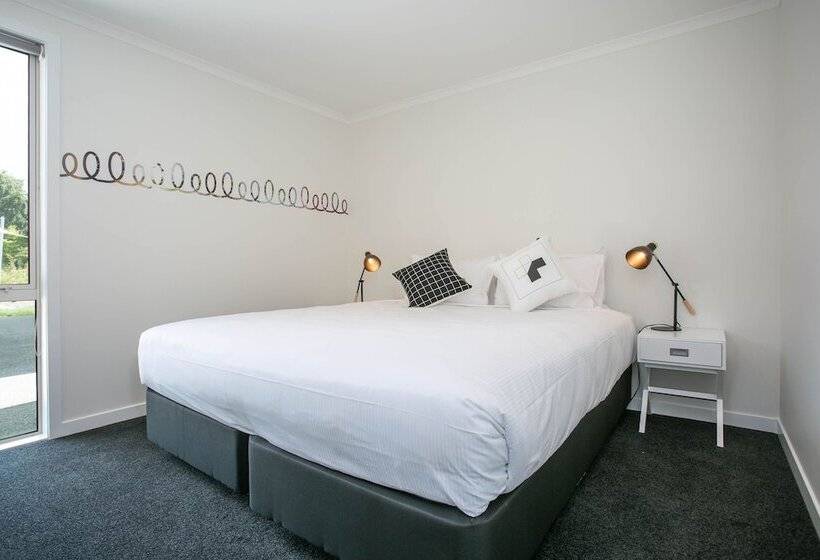 آپارتمان 2 خوابه, Podium Lodge