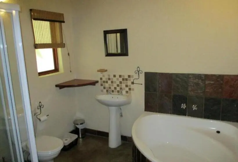 اتاق استاندارد, Woodpecker Lodge B&b
