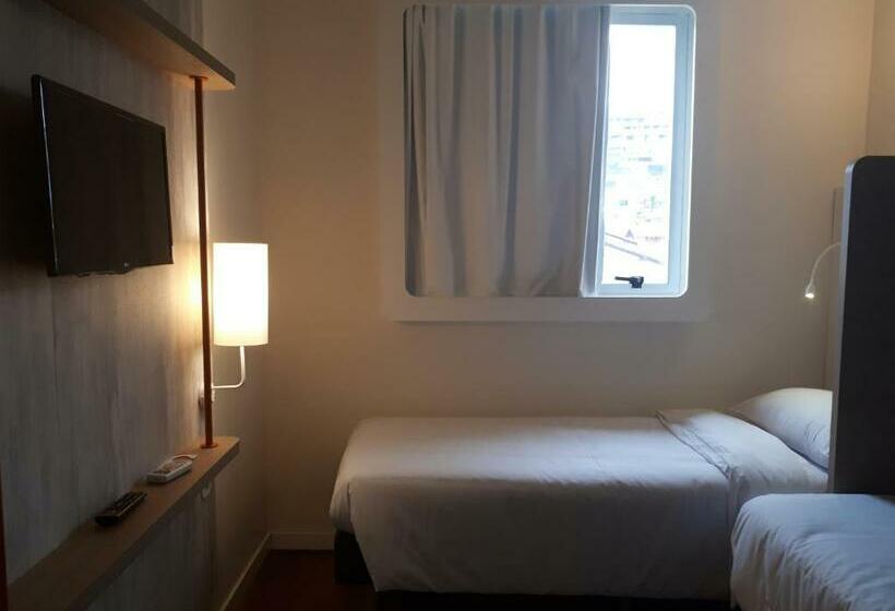 Номер Стандарт, Ibis Budget Barbacena