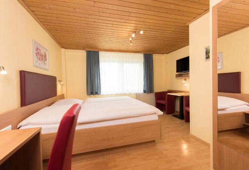 スタンダードルーム, Kärntner Stubn