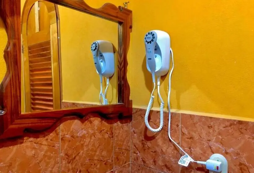 اتاق لوکس خانوادگی, San Miguel