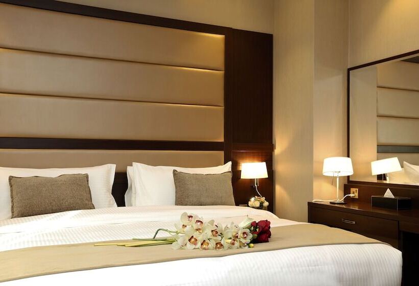 キングサイズベッドのデラックスルーム, Swiss Flora Inn Hotel Riyadh