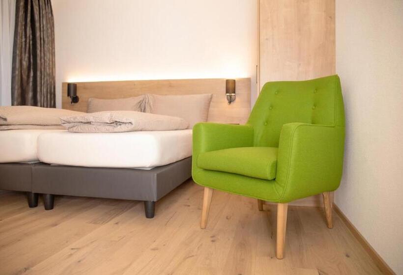 スイート, Tannenboden