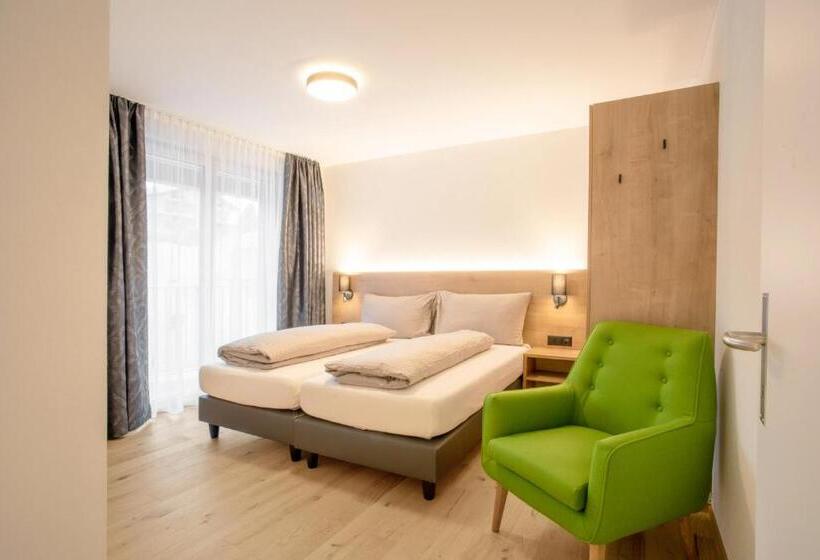 スイート, Tannenboden