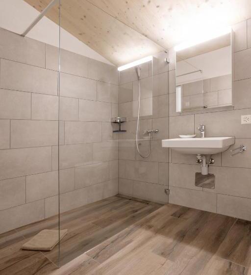 デラックススイート, Tannenboden