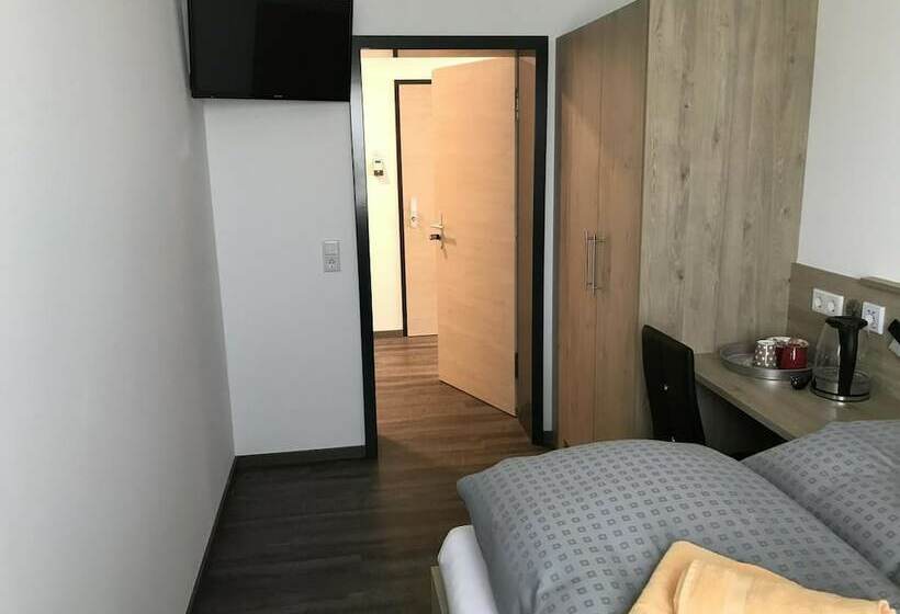 标准间, Kraftwerk Relax Motel