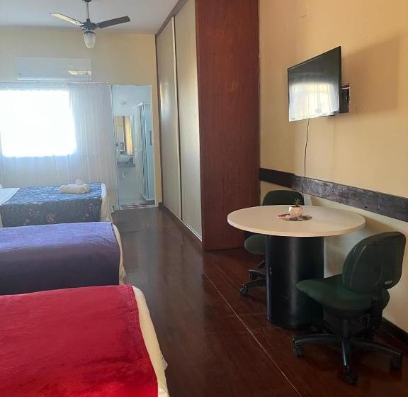 四人标准间, Hospedagem Praia De Piratininga