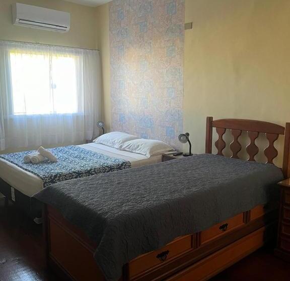 四人标准间, Hospedagem Praia De Piratininga