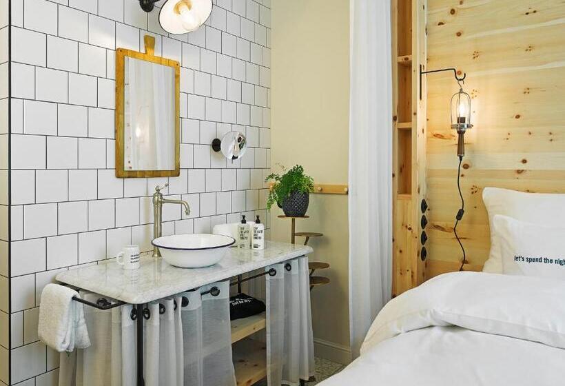 اتاق استاندارد, 25hours Hotel The Royal Bavarian