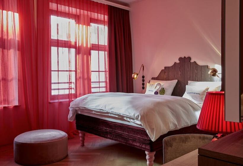 اتاق استاندارد, 25hours Hotel The Royal Bavarian