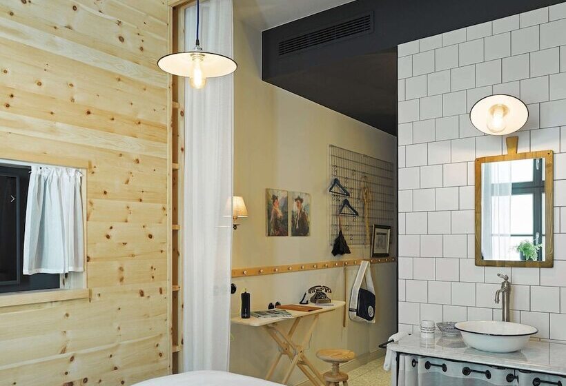 اتاق عادی, 25hours Hotel The Royal Bavarian