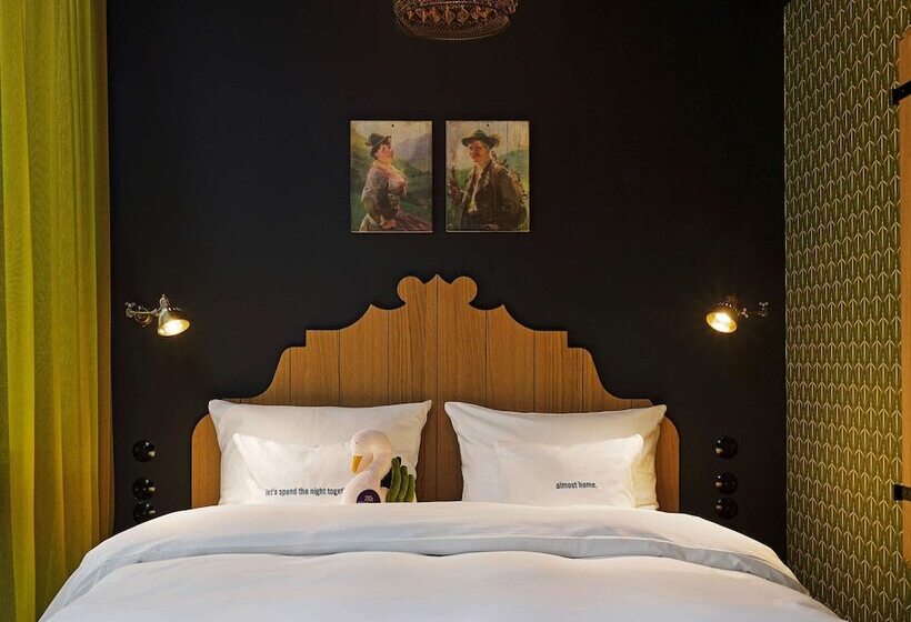 اتاق استاندارد, 25hours Hotel The Royal Bavarian