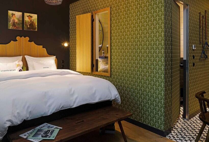 اتاق استاندارد, 25hours Hotel The Royal Bavarian