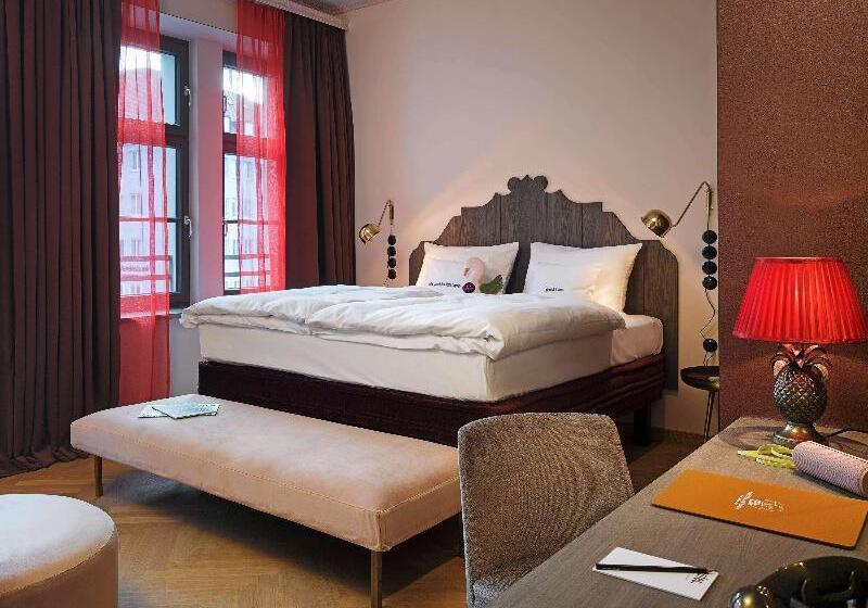 Номер Стандарт, 25hours Hotel The Royal Bavarian
