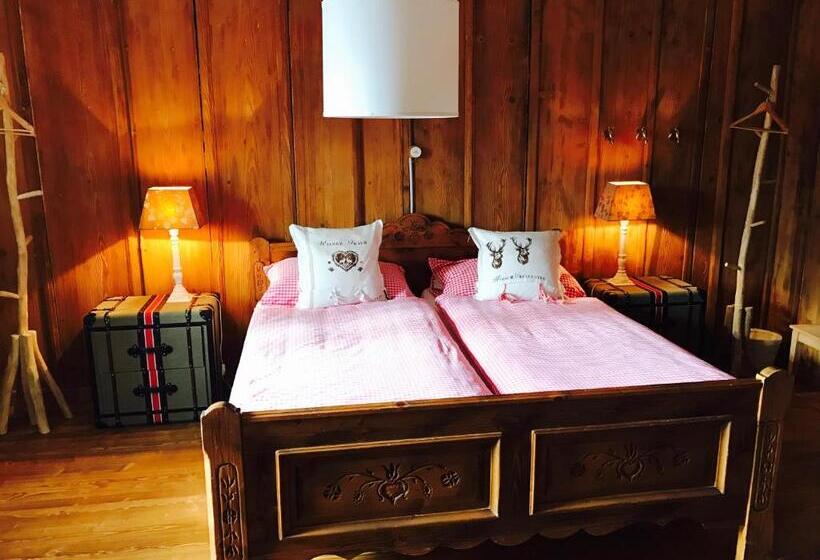 高级大房间, Auberge De L Assesseur   Mont Soleil