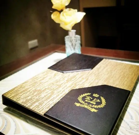 اتاق لوکس, Gold Sand