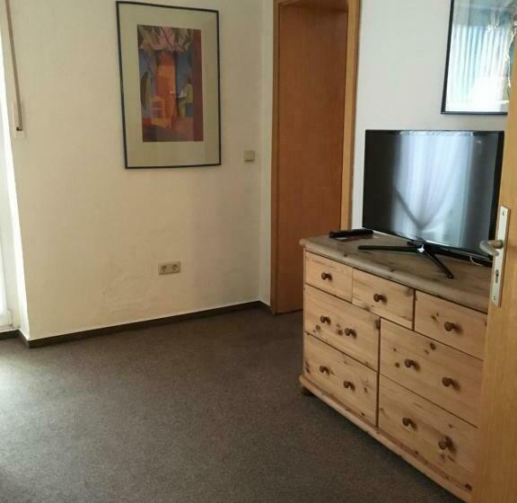 Номер Стандарт Трехместный, Restaurant Kerzan´s