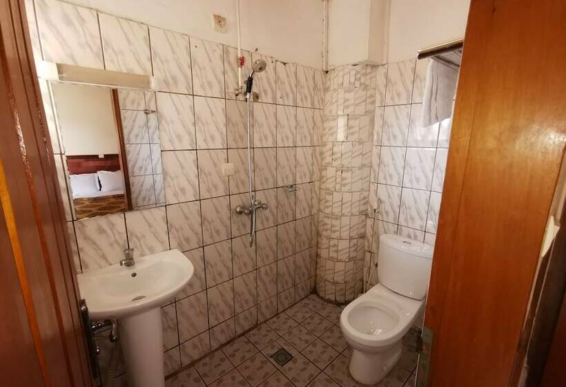 اتاق استاندارد, Tchatcha