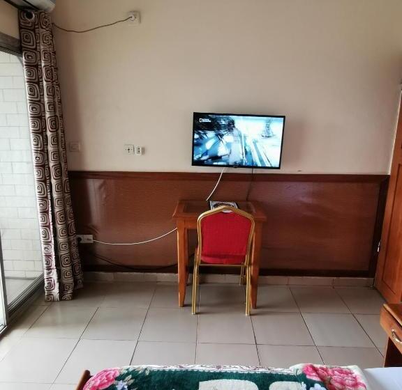 اتاق استاندارد, Tchatcha