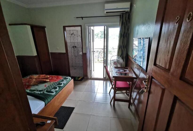 اتاق استاندارد, Tchatcha