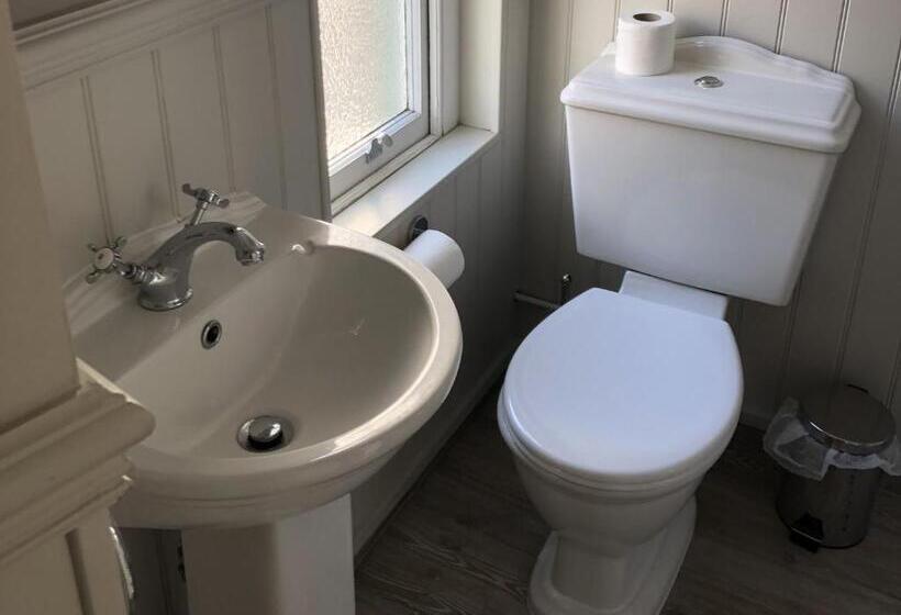 غرفة سوبيريور سرير كينج, The Cornubia Inn