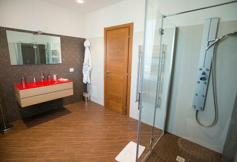 スーペリアールーム, Radici Resort