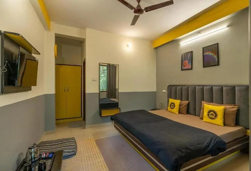 デラックスルーム, The Hosteller Kasol
