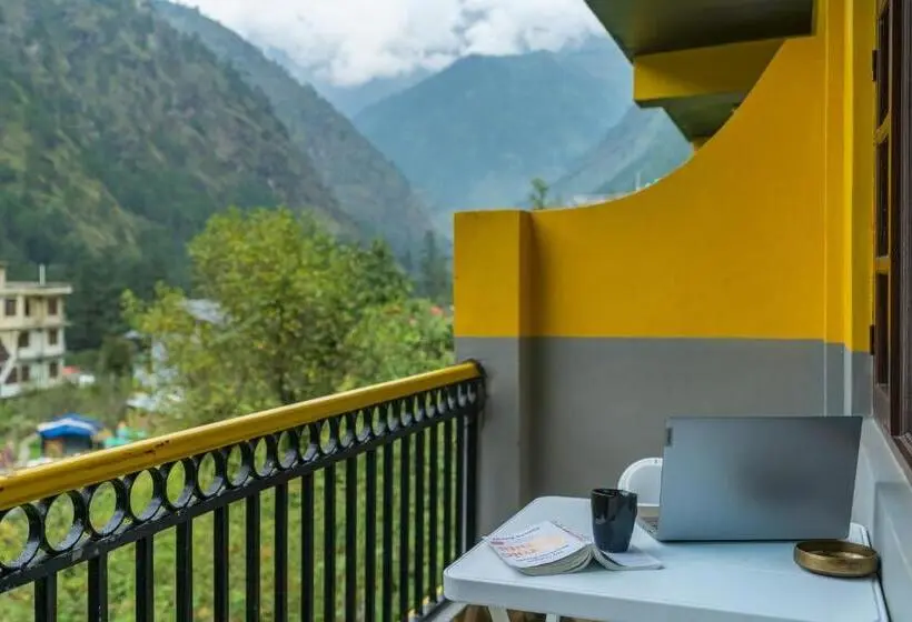 バルコニー付きデラックスルーム, The Hosteller Kasol