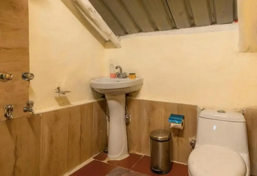 デラックスの４人部屋, The Hosteller Kasol