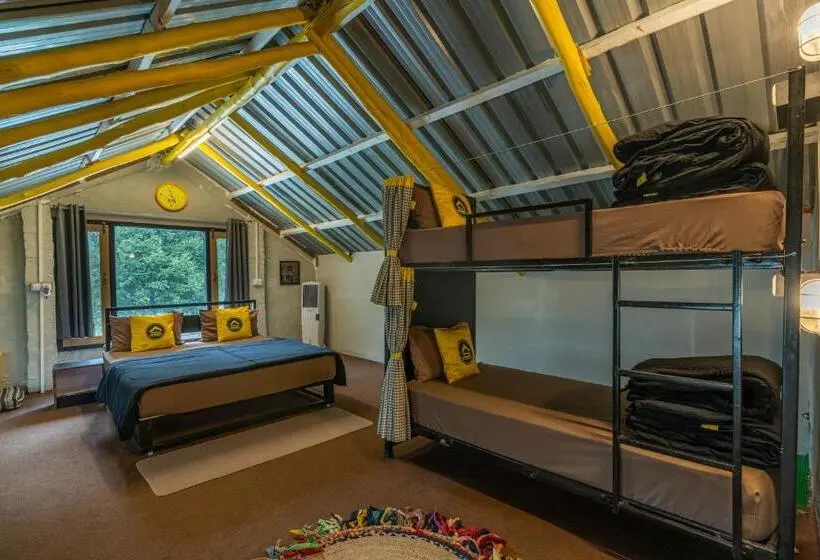 デラックスの４人部屋, The Hosteller Kasol