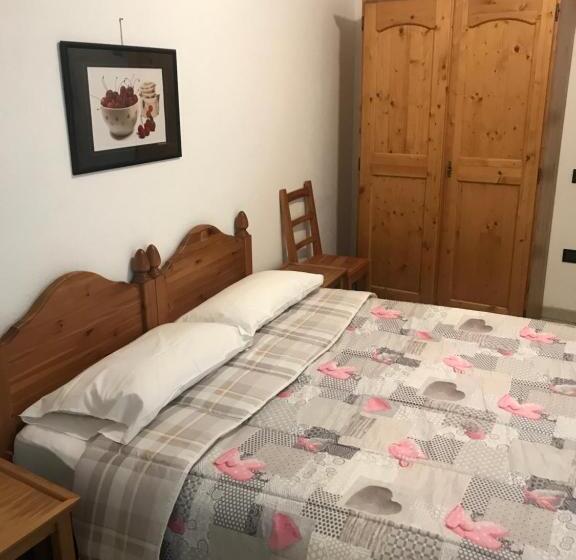 Pokój Typu Standard Przystosowany dla Osób Niepełnosprawnych, Rifugio Escursionistico La Ruà