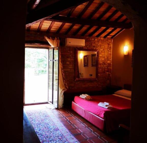 标准间带阳台, Convento Di San Martino In Crocicchio